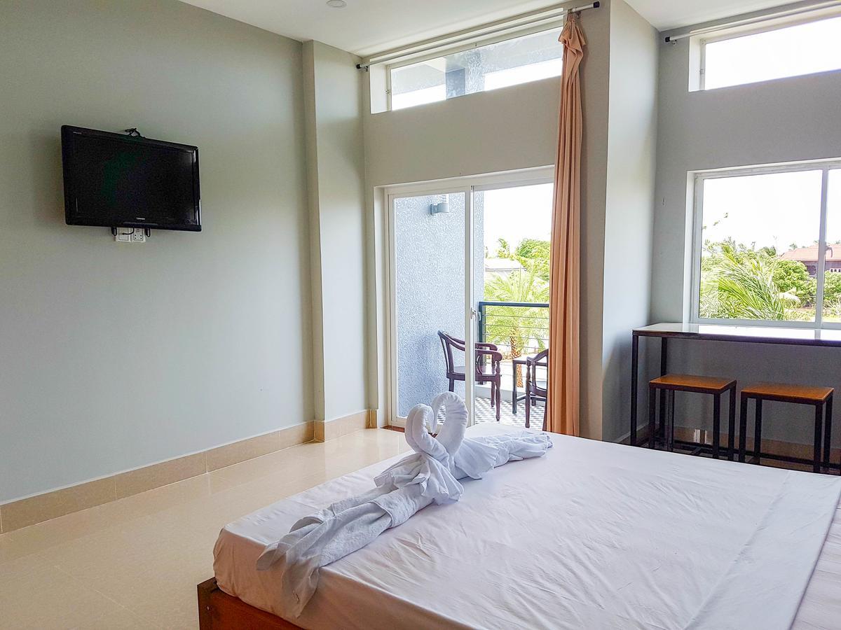 Two Moons Resort Kampot Eksteriør bilde